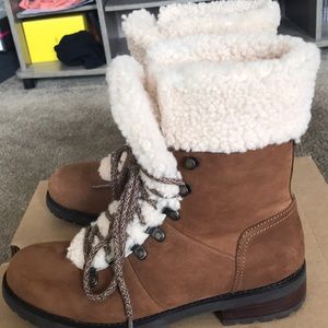 UGG Fraser Shearling Boots